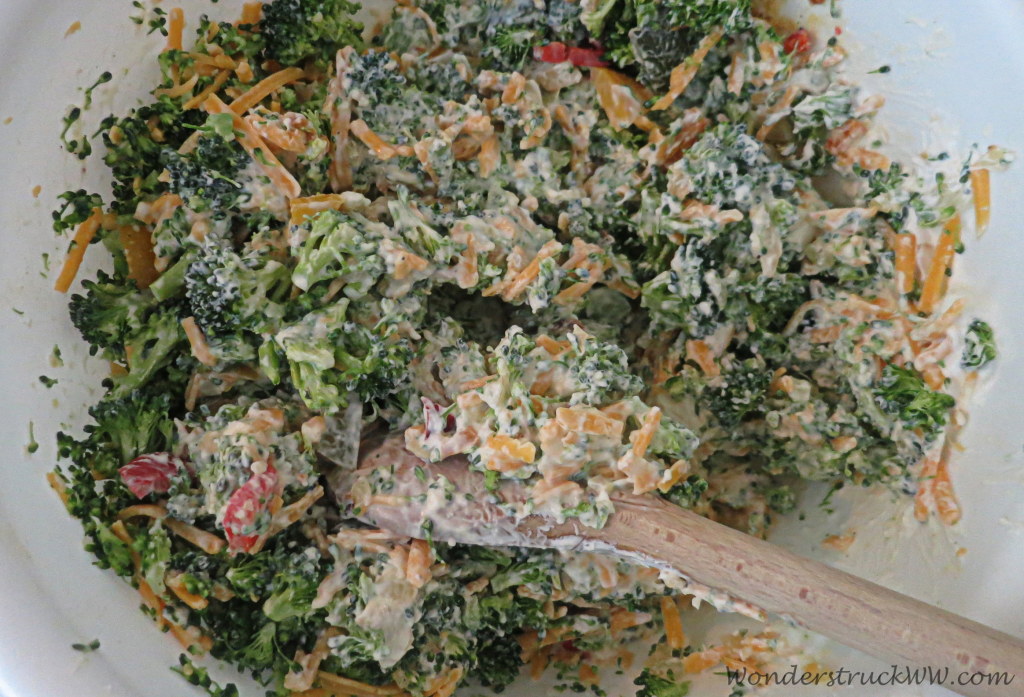 Baked Cheesy Broccoli Dip