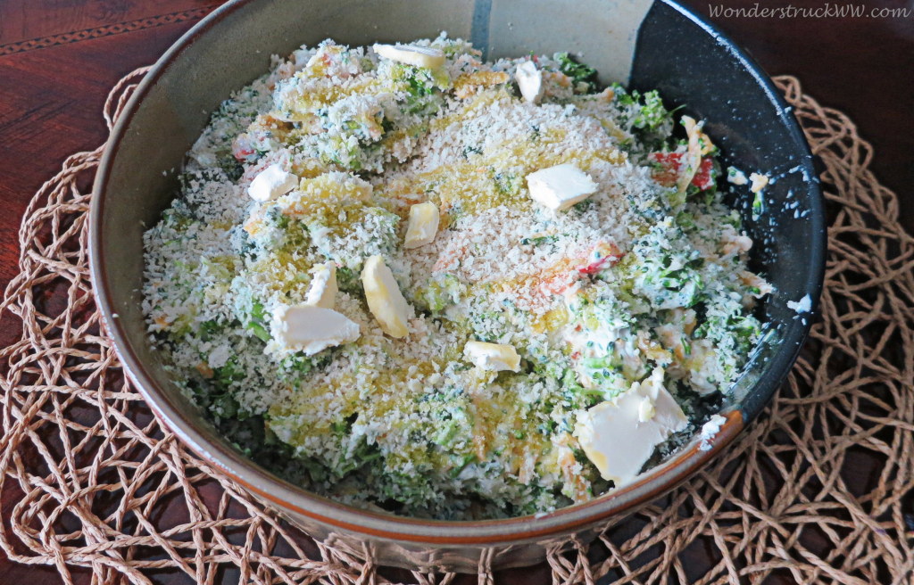 Baked Cheesy Broccoli Dip